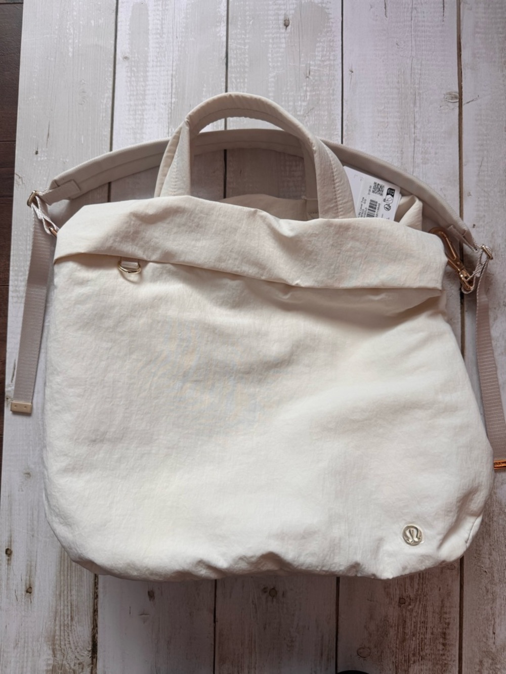 Lululemon On My Level tote, cream and gold, NWT - Picture 5 of 6